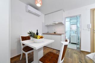 Piccolo Apartments - 5