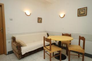 Apartments by the sea Preko, Ugljan - 8515 - Poljana - 4