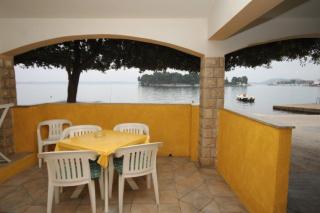 Apartments by the sea Preko, Ugljan - 8515 - Poljana - 1