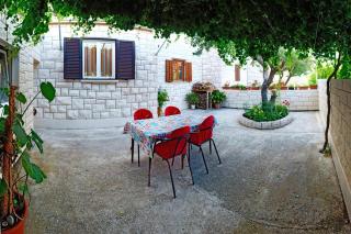 Apartments by the sea Postira, Brac - 9241 - Postira - 8