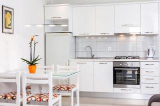 Apartments by the sea Podgora, Makarska - 4782 - 2