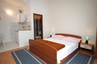 Apartments by the sea Brela, Makarska - 2713 - Brela - 1