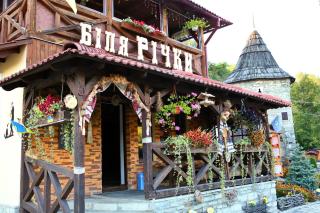 Bilya Richky Hotel - Kamianets-Podilskyi - 8