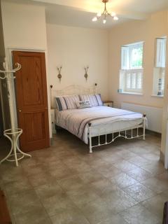 Strathmore Bed & Breakfast - Dover - 2