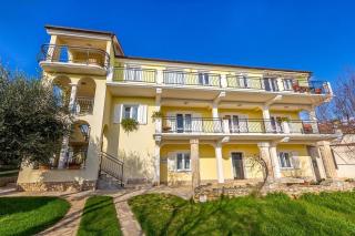 Apartments Ivonne - Ližnjan - 2