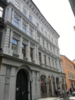 Annie's 3 bed and 3 bathroom apartment - Budapeste - 8