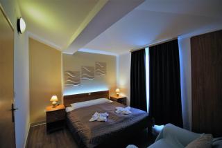 Nautica Apartments - 8