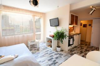 Jazzy Sofia Downtown Apartment - Sofia - 1