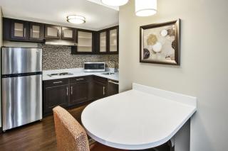 Staybridge Suites Cleveland Mayfield Heights Beachwood by IHG - Mayfield Heights - 6