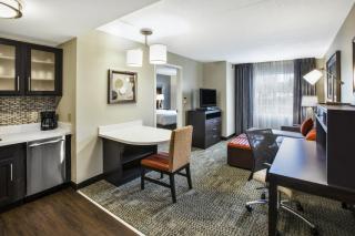Staybridge Suites Cleveland Mayfield Heights Beachwood by IHG - Mayfield Heights - 5