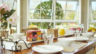 Olive House Bed and Breakfast - Christchurch - 6