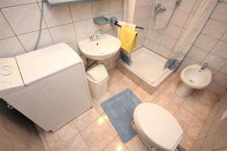Studio Cres 7984a - 8