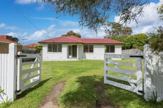 Soleil Sur La Mer - Spacious Beachside Family Haven - Dromana - 4