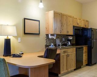 MainStay Suites Williston - Williston - 9