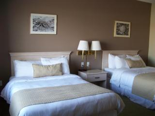 Ocean View Hotel - Rocky Harbour - 9