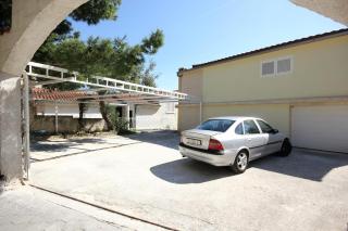 Apartments and rooms with parking space Makarska - 6767 - 3