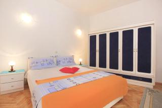Apartments and rooms with parking space Makarska - 6767 - 2