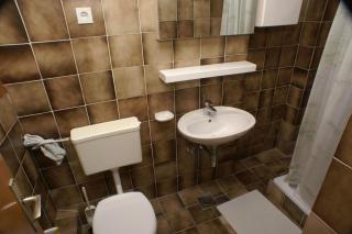 Apartments by the sea Duce, Omis - 945 - Duće - 6