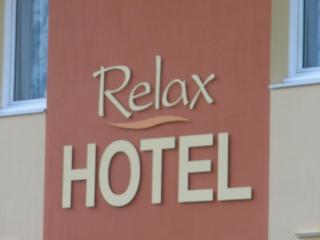 Relax Hotel - Maillat - 0