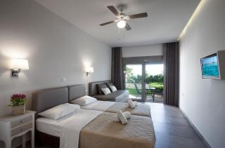 Locanda Barbati Luxury ApartHotel - Barbati - 3