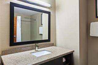Holiday Inn Express & Suites Glenpool by IHG - Glenpool - 9