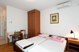Apartments with a parking space Baska Voda, Makarska - 3059 - 3