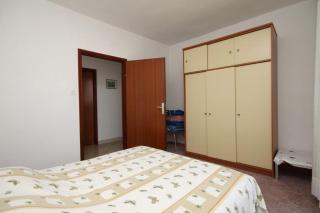 Apartments with a parking space Pirovac, Sibenik - 6277 - 8
