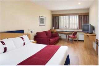 Ramada by Wyndham Madrid Tres Cantos - 8