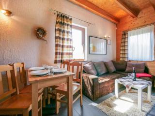 Quaint Holiday Home in Gleznowo with Parasol - 3