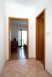 Apartments with a parking space Jelsa, Hvar - 8765 - 1