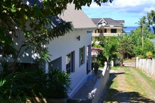 Ocean Bird & Wanita's Self Catering - Pointe Au Sel - 9