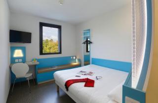 First Inn Hotel Blois - Blois - 0