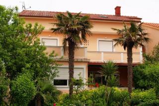 Apartments with parking space Palit, Rab - 5028 - 2
