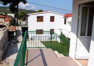 Apartments with a parking space Stomorska, Solta - 5238 - 4