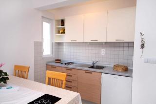 Apartments by the sea Duce, Omis - 5261 - Dugi Rat (Punta Lunga) - 8