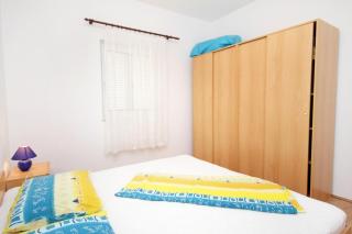 Apartments with parking space Crikvenica - 5589 - 2
