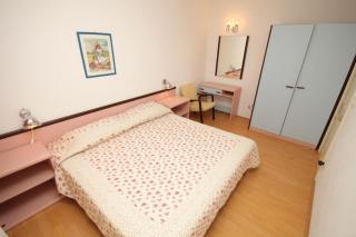 Apartments by the sea Tucepi, Makarska - 6806 - 6