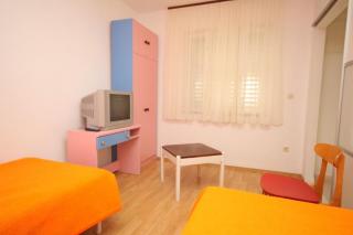 Apartment Tucepi 6806b - 4