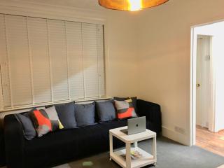 Highfield University House By Your Stay Solutions Short Lets & Serviced Accommodation Southampton With Garden - Southampton - 6