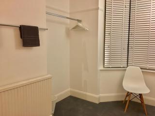 Highfield University House By Your Stay Solutions Short Lets & Serviced Accommodation Southampton With Garden - Southampton - 4