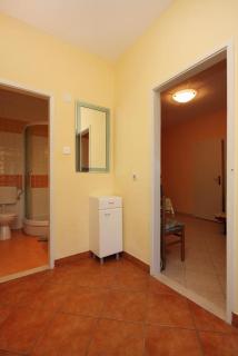 Apartments with a parking space Jelsa, Hvar - 5728 - 4