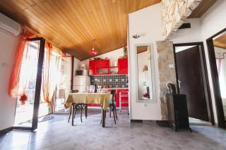 Apartments by the sea Seget Vranjica, Trogir - 1037 - Seget Vranjica - 4