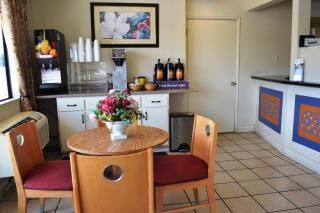 Fresno Inn - Fresno - 8