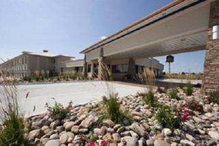 Best Western Plus Mid Nebraska Inn & Suites - Kearney - 2