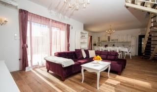 Luxury Villa Kate - in Lucice Bay with turquoise sea, Amazing Seaviews, and Heated Pool - Milna - 6