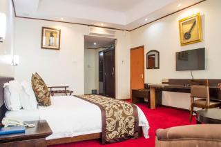 Lake View Resort Hotel - Mbarara - 3