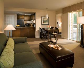 Executive Suites Hotel and Resort, Squamish - 4