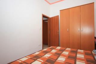 Apartments with WiFi Split - 7586 - 4