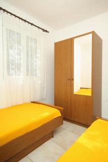 Apartments with a parking space Vlasici, Pag - 9348 - 7
