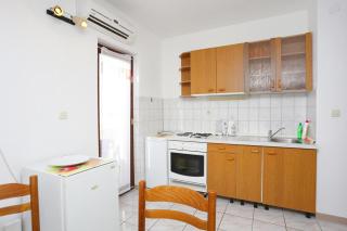 Apartments by the sea Podstrana, Split - 9503 - 9